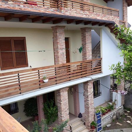 Sara'S Villa Shkodër Buitenkant foto