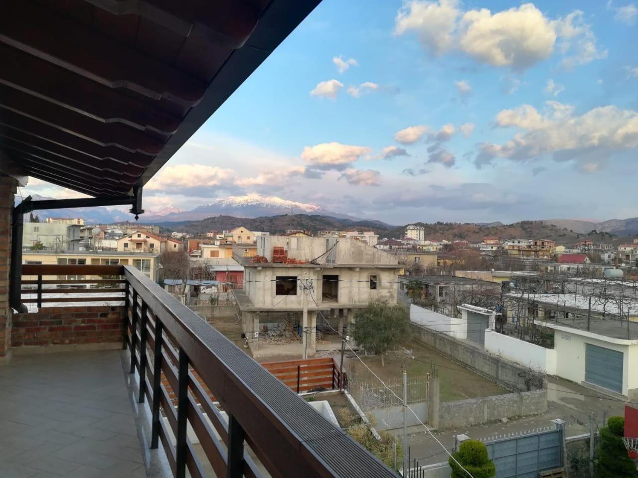 Sara'S Villa Shkodër Buitenkant foto