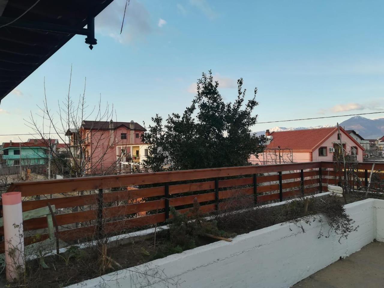 Sara'S Villa Shkodër Buitenkant foto