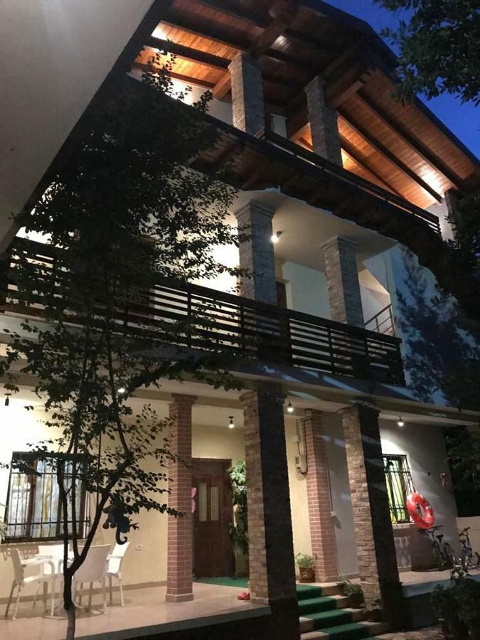 Sara'S Villa Shkodër Buitenkant foto